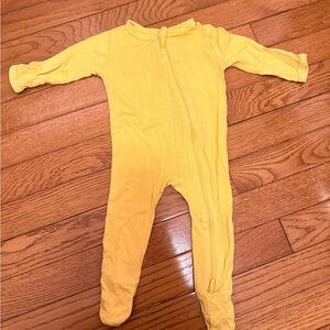 Kyte Baby Yellow Zippy